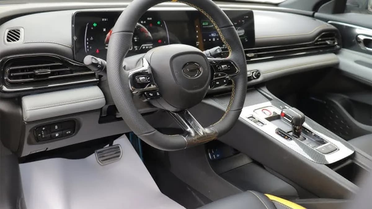 جي ايه سي امباو 2026 سبورت لاين أخضر أوتوماتيك — جديدة