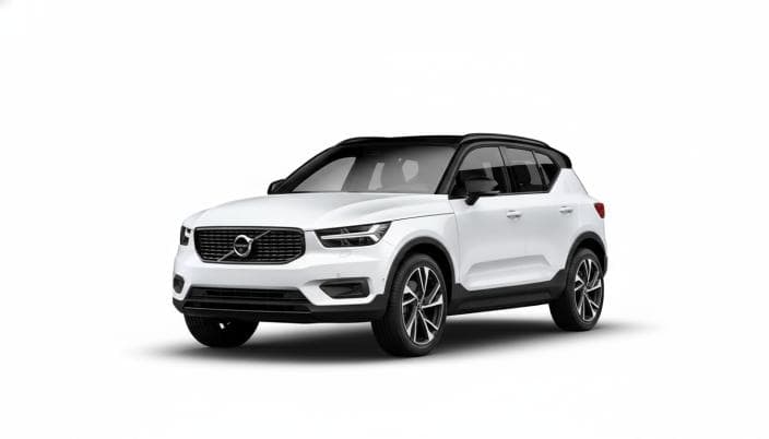 فولفو اكس سي 60 2026 بلاك ايديشن أبيض أوتوماتيك — جديدة