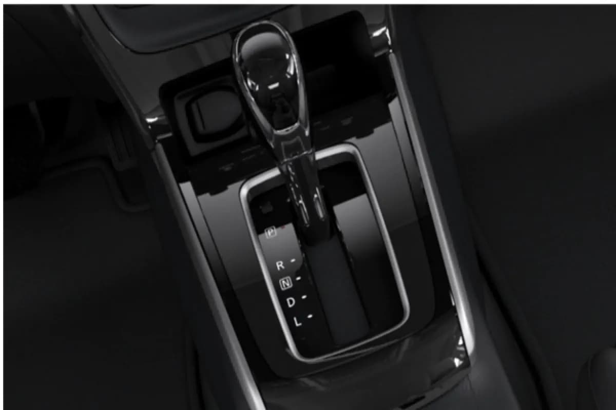 Nissan Sentra 2026 Highline Silver Automatic — New