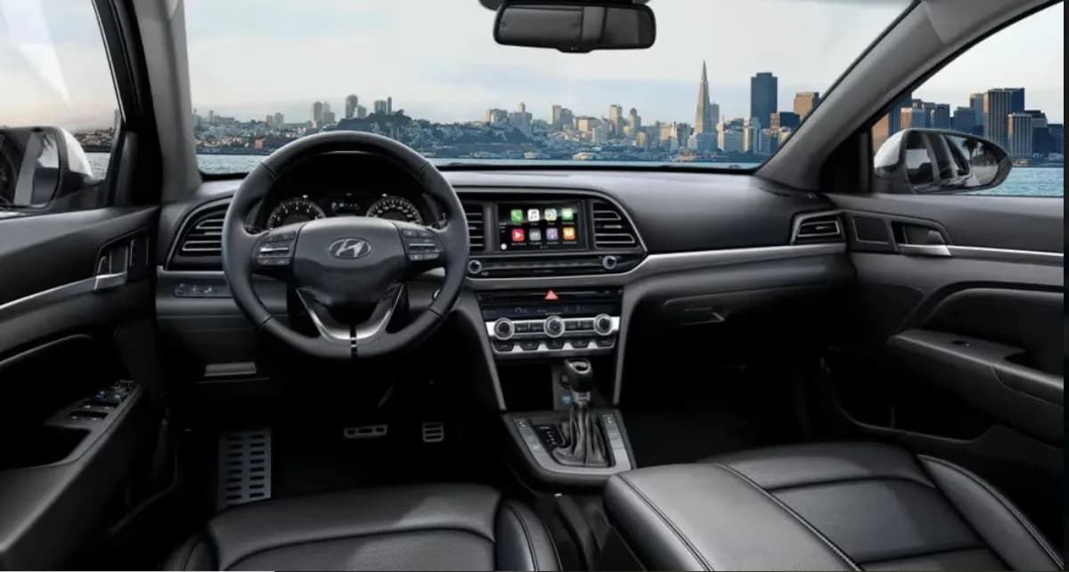 هيونداي النترا AD 2026 توب لاين فضي أوتوماتيك — جديدة