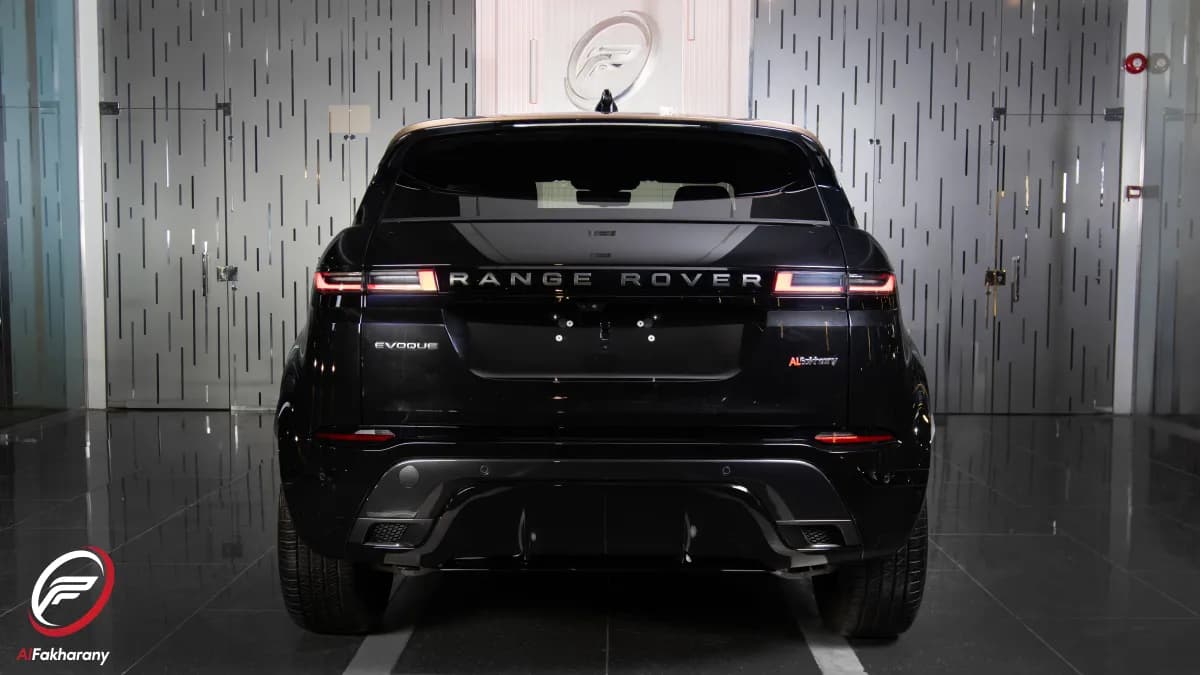 Range Rover Evoque 2026 P 160 Black Automatic — Used