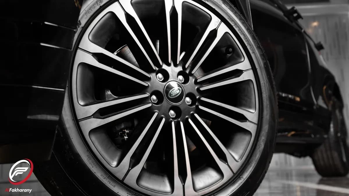 Range Rover Evoque 2026 P 160 Black Automatic — Used