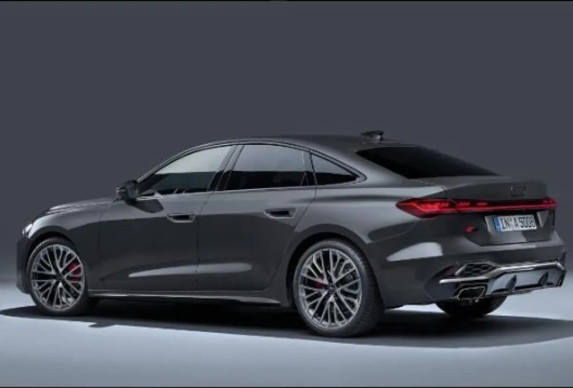 Audi A5 2026 TFSI Advanced Gray Automatic — New