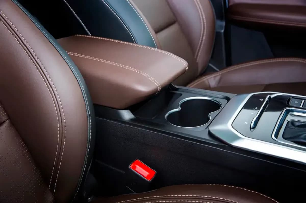 شيري تيجو 8 2026 كومفورت أبيض أوتوماتيك — جديدة