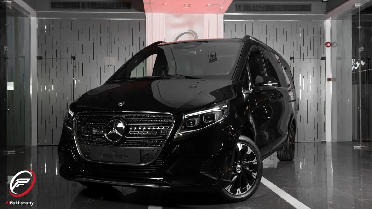 مرسيدس بنز V 300 2026 افنتجارد أسود أوتوماتيك — جديدة
