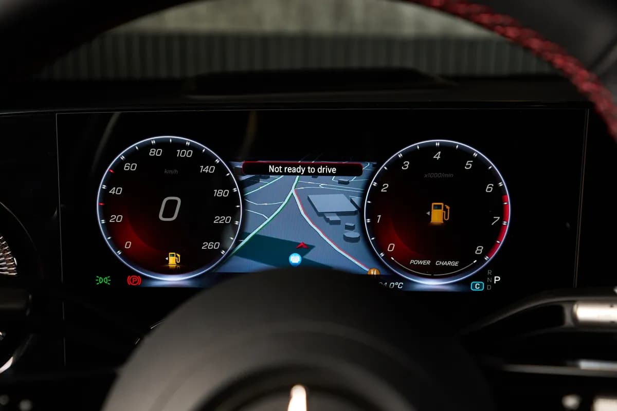 مرسيدس بنز CLA 200 2026 ايه ام جي أسود أوتوماتيك — جديدة