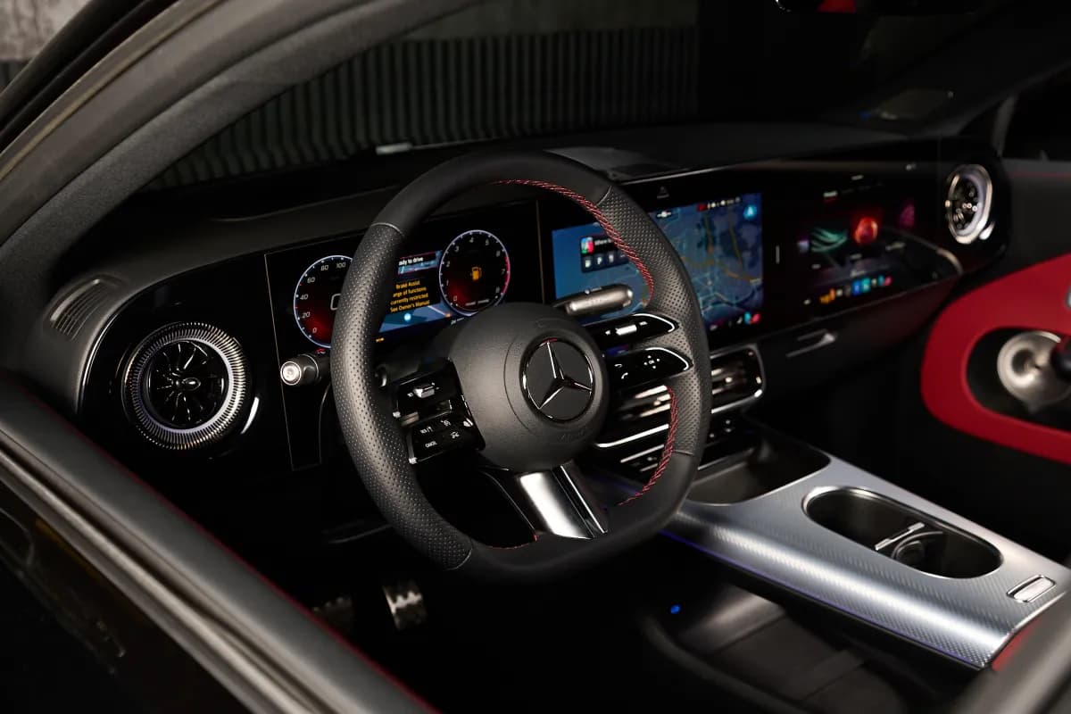 مرسيدس بنز CLA 200 2026 ايه ام جي أسود أوتوماتيك — جديدة