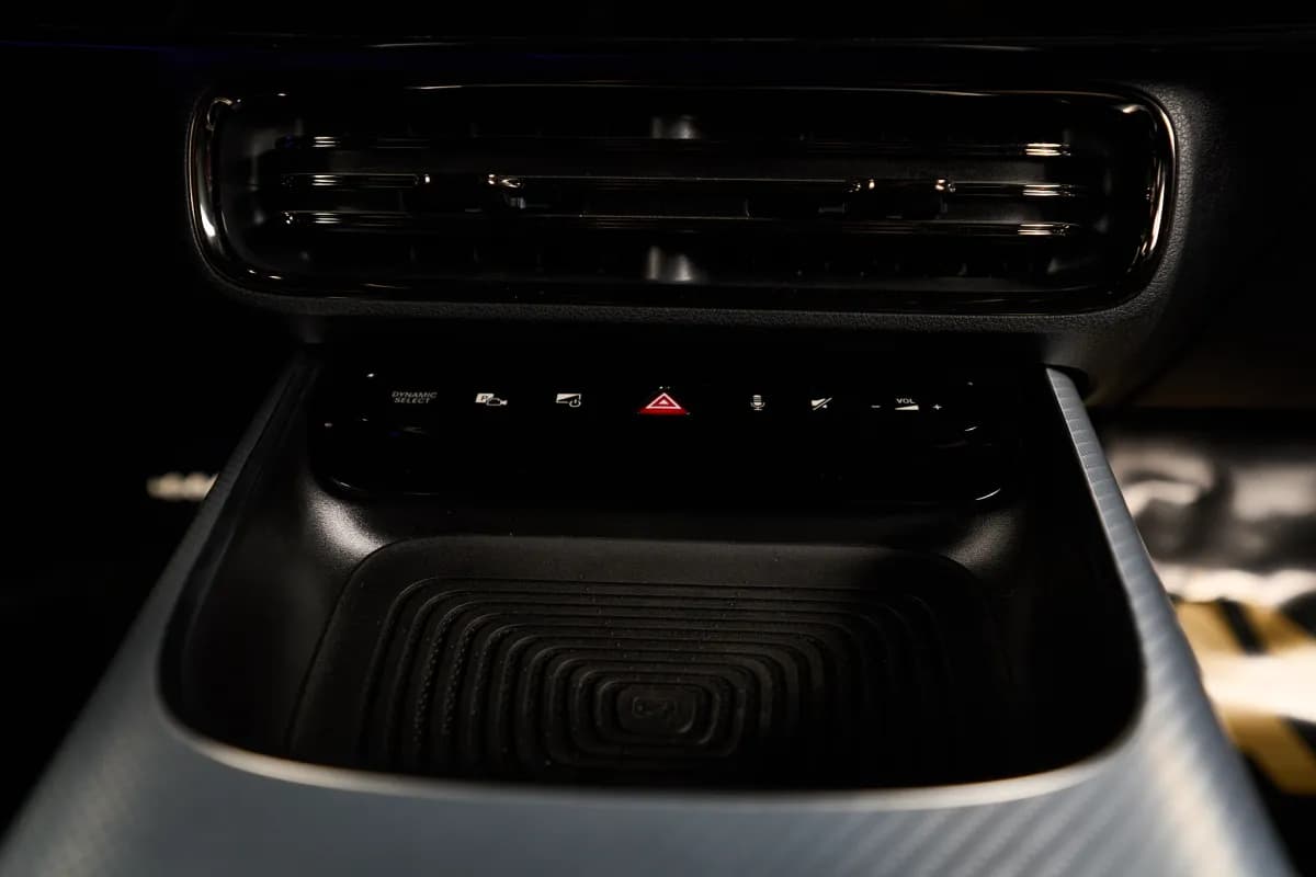 مرسيدس بنز CLA 200 2026 ايه ام جي أسود أوتوماتيك — جديدة