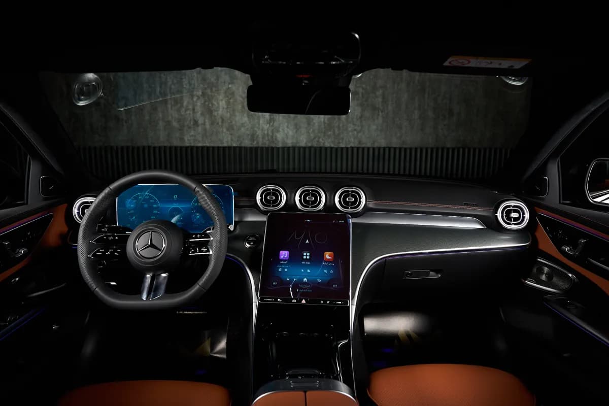 مرسيدس بنز C180 2026 ايه ام جي أسود أوتوماتيك — جديدة