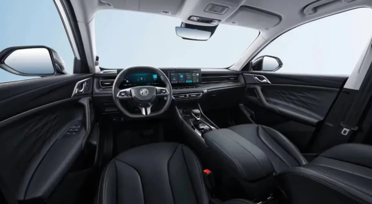 MG HS 2026 HEV Black Automatic — New