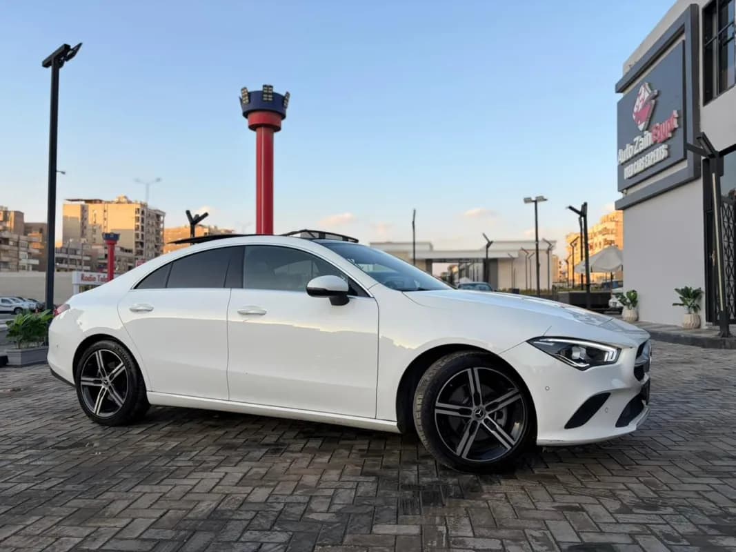 مرسيدس بنز CLA 200 2023