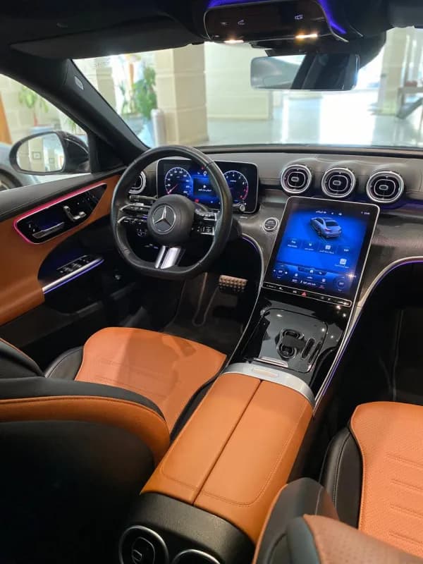 مرسيدس بنز C180 2023