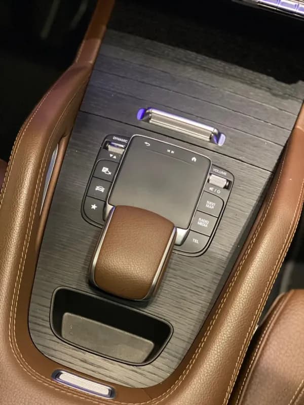 مرسيدس بنز GLE450 2024 ايه ام جي أسود أوتوماتيك — مستعملة
