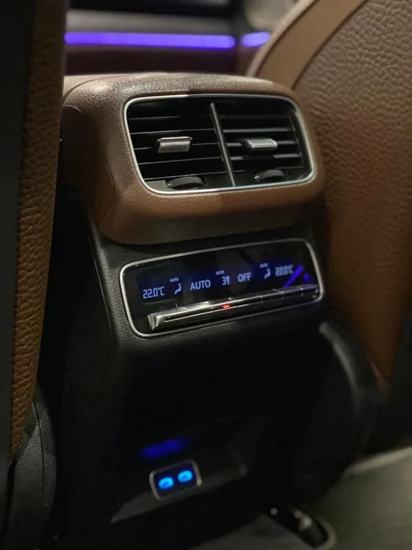 مرسيدس بنز GLE450 2024 ايه ام جي أسود أوتوماتيك — مستعملة