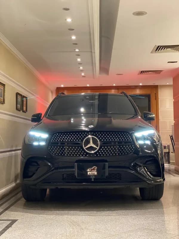 مرسيدس بنز GLE450 2024 ايه ام جي أسود أوتوماتيك — مستعملة