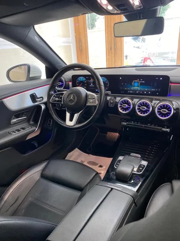 Mercedes-Benz CLA 180 2020