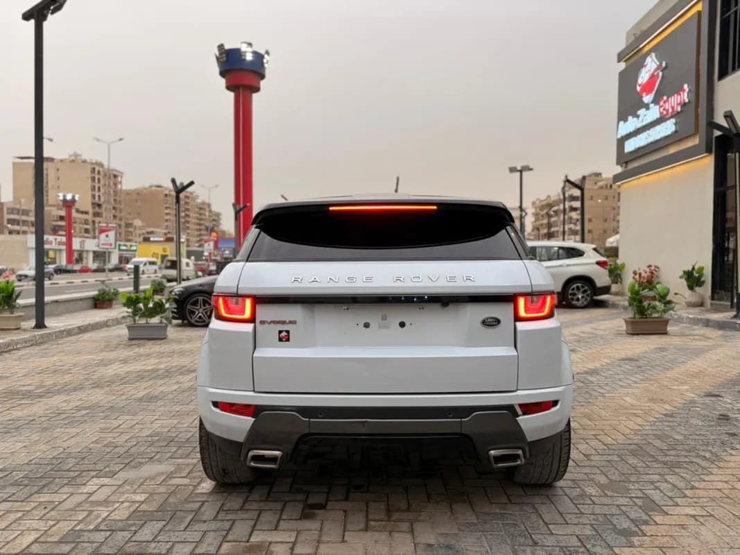 Range Rover Evoque 2016 R-Dynamic White Automatic — Used