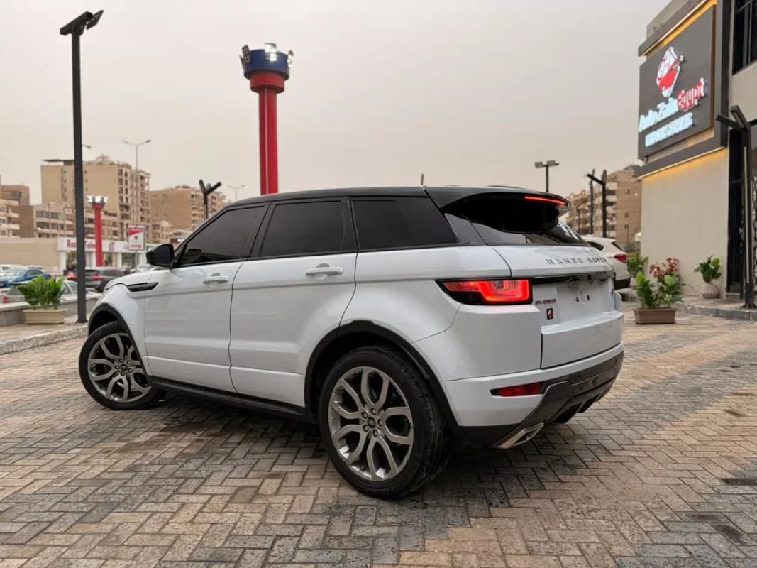 Range Rover Evoque 2016 R-Dynamic White Automatic — Used