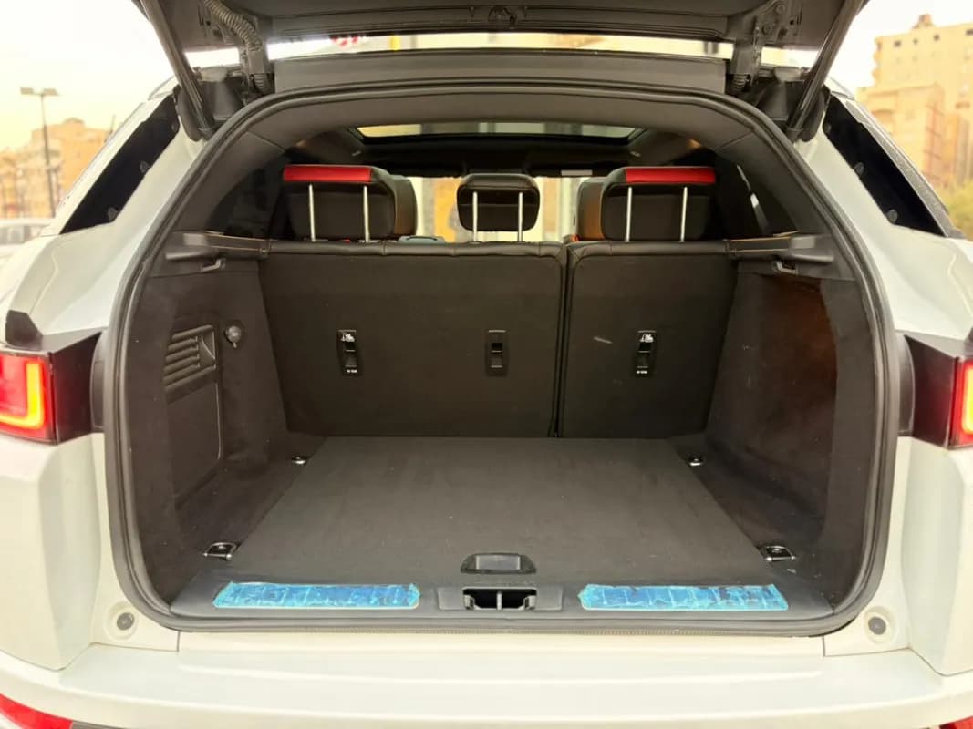 Range Rover Evoque 2016 R-Dynamic White Automatic — Used