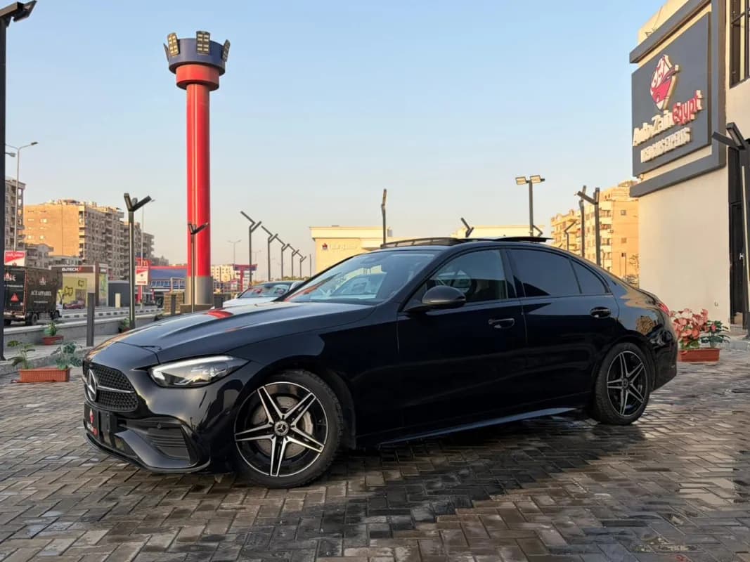 Mercedes-Benz C200 2024