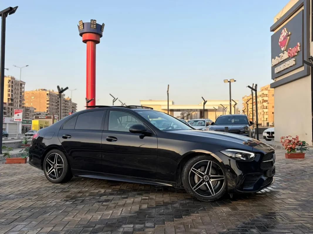 Mercedes-Benz C200 2024