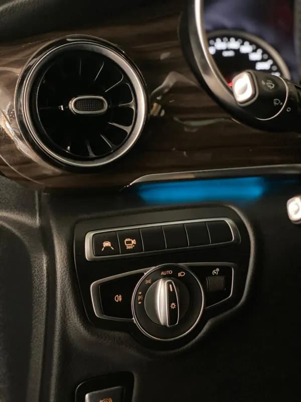 مرسيدس بنز V 250 2023