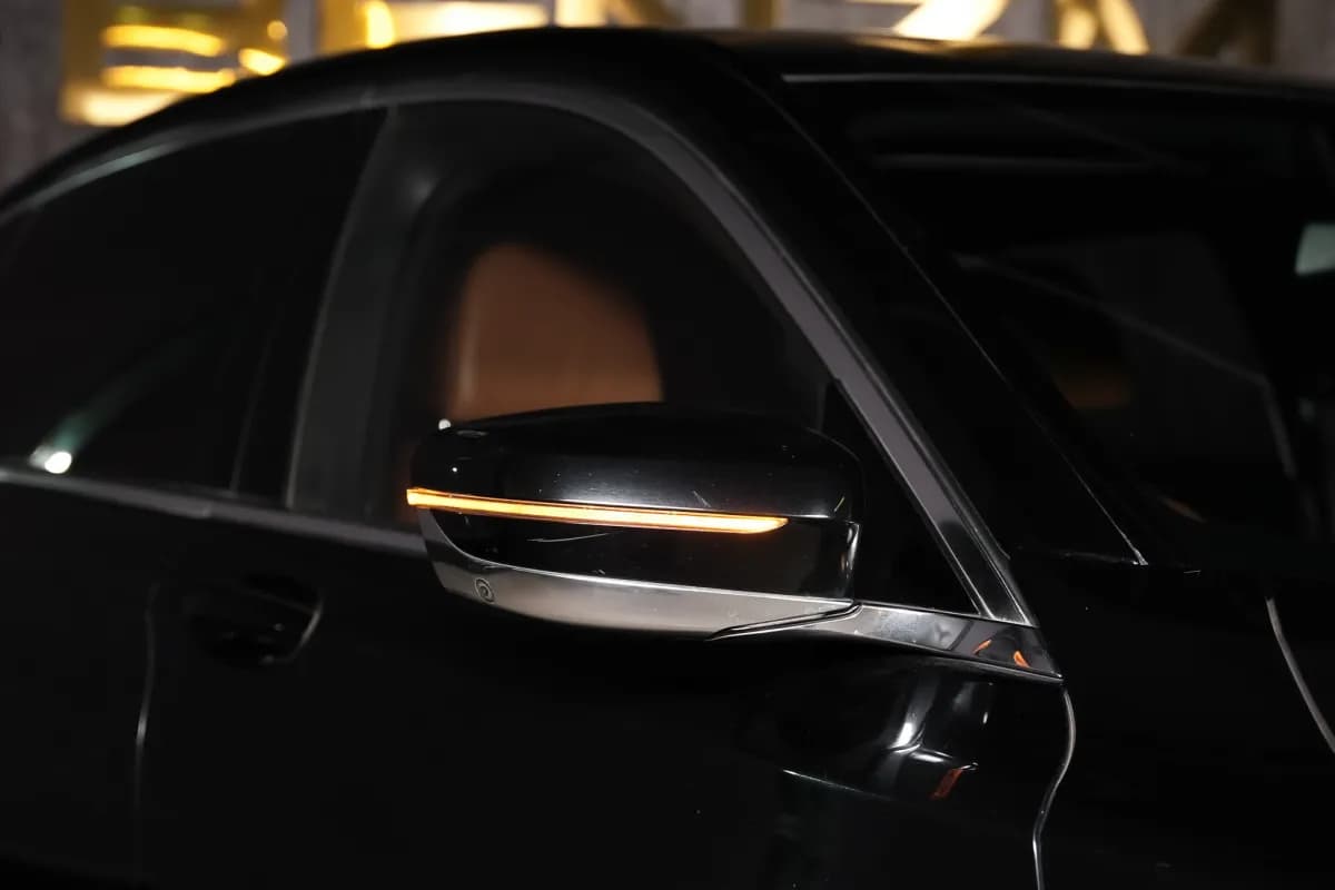 بي ام دبليو 740i 2019