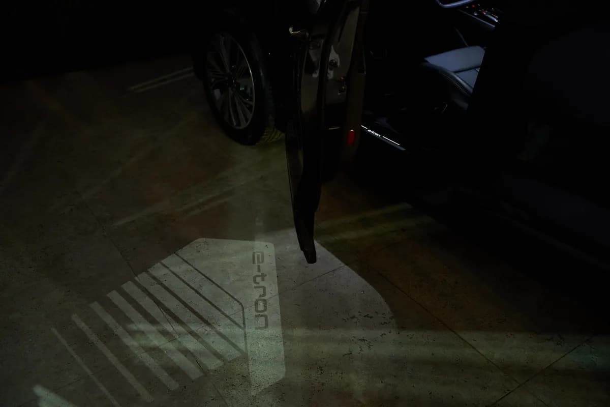 أودي Q5 2025 اس لاين أسود أوتوماتيك — جديدة