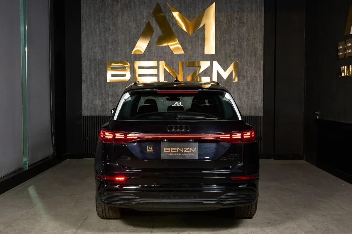 أودي Q5 2025 اس لاين أسود أوتوماتيك — جديدة