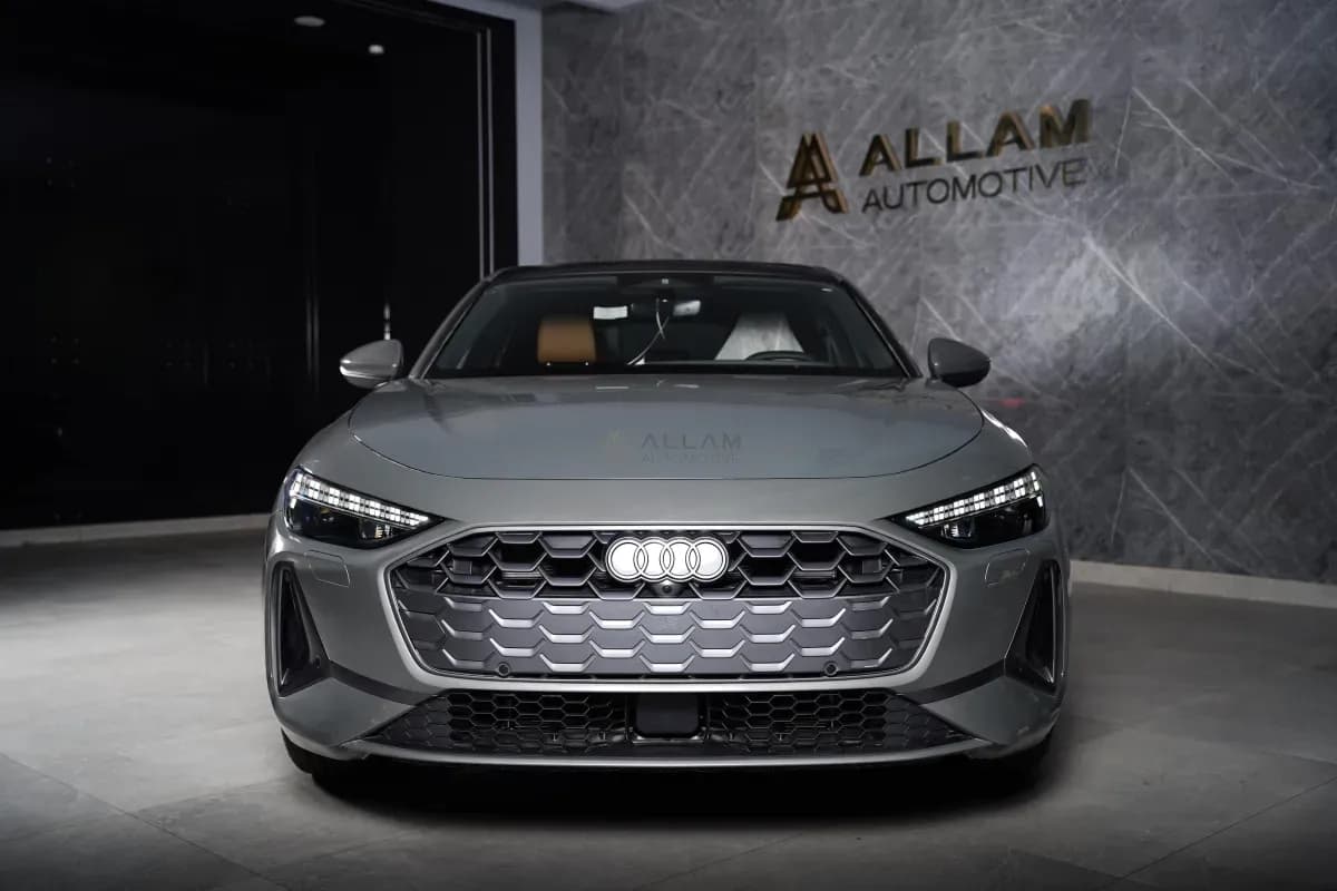 Audi A5 2025 TFSI Advanced Gray Automatic — New