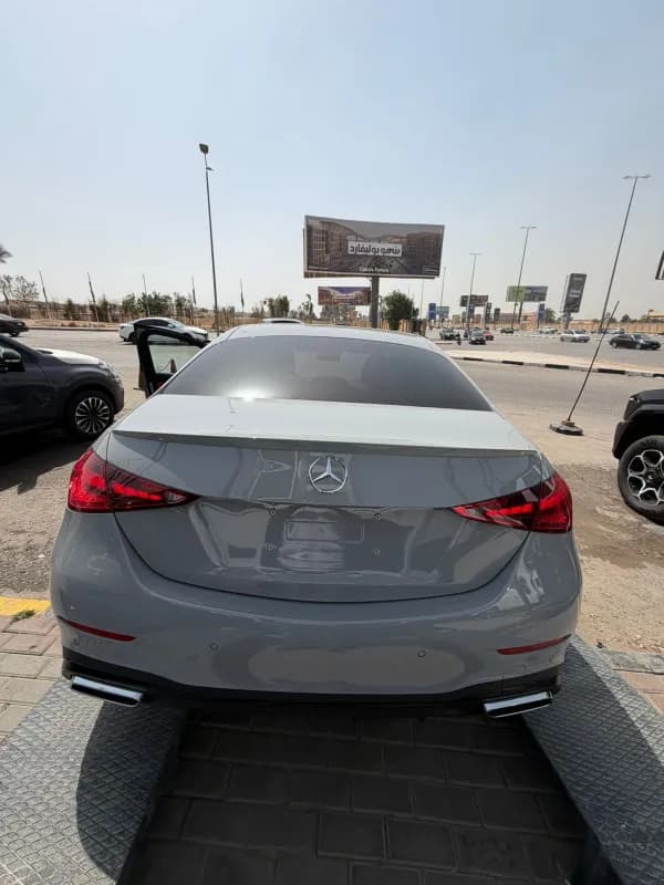 مرسيدس بنز C200 2026 ايه ام جي رمادي ناردو أوتوماتيك — جديدة