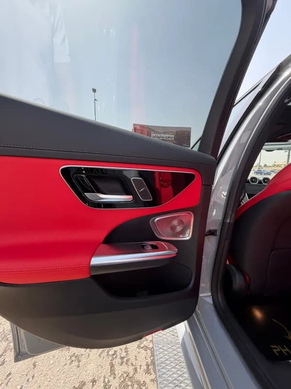 مرسيدس بنز C200 2026 ايه ام جي رمادي ناردو أوتوماتيك — جديدة