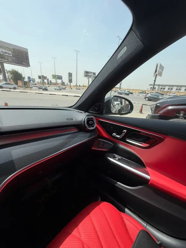 مرسيدس بنز C200 2026 ايه ام جي رمادي ناردو أوتوماتيك — جديدة