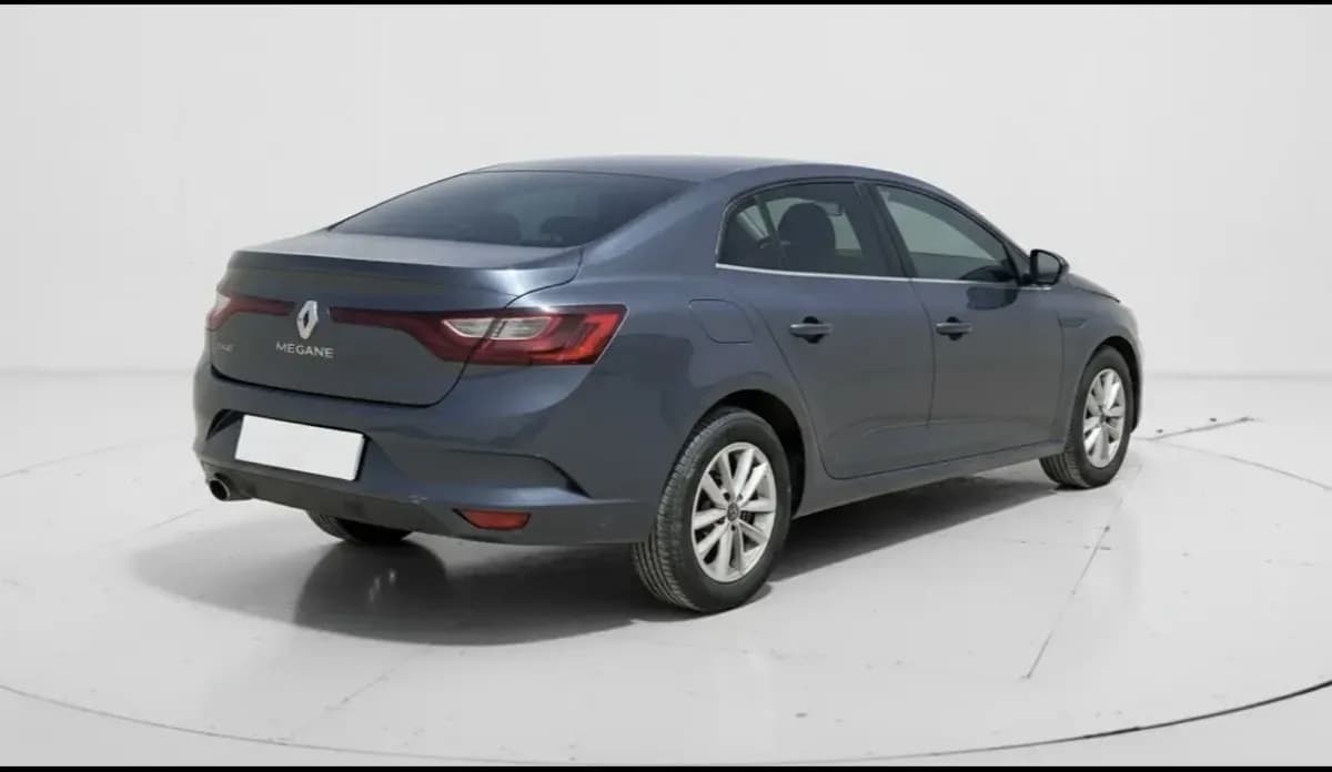 رينو ميجان 2019 سيجنتشر wo/wp رمادي أوتوماتيك — مستعملة