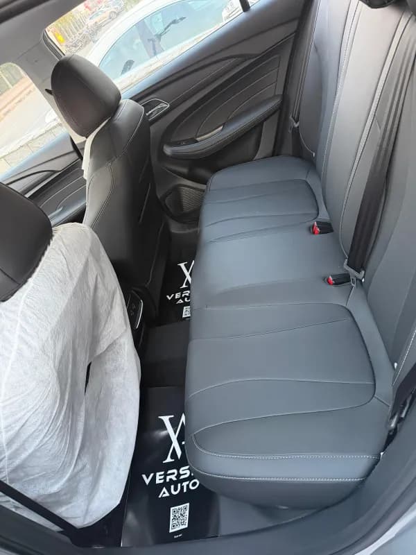 ام جي 5 2026 لاكشري فضي أوتوماتيك — جديدة