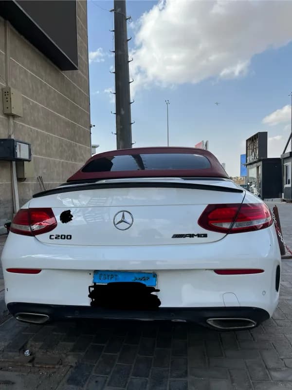 مرسيدس بنز C200 2019 ايه ام جي أبيض أوتوماتيك — مستعملة