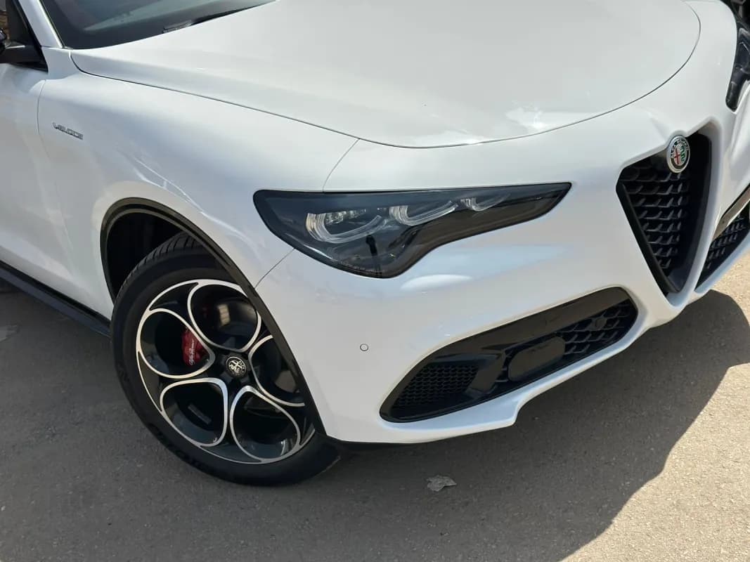 ألفا روميو ستيلفيو 2026