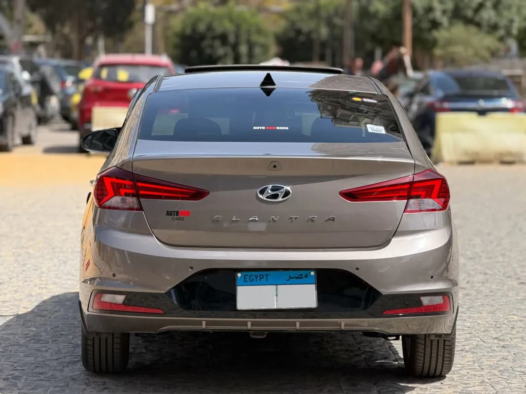 هيونداي النترا AD 2026 توب لاين برونزي أوتوماتيك — مستعملة