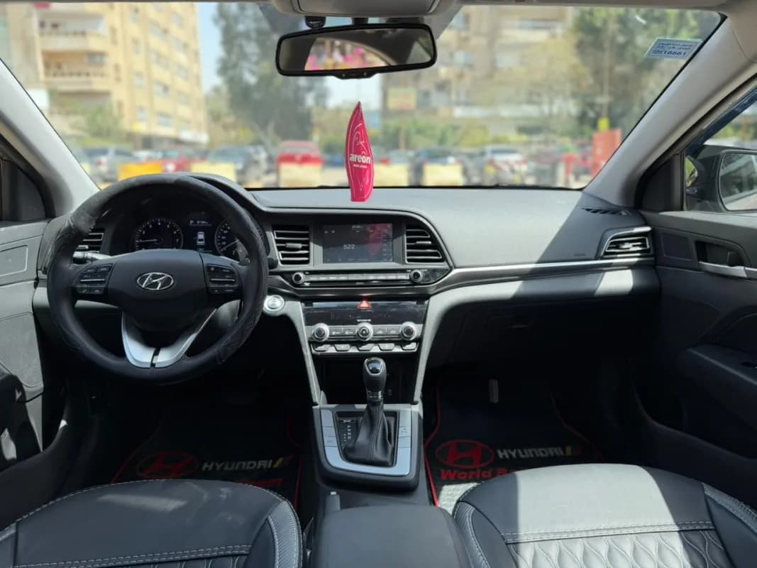 هيونداي النترا AD 2026 توب لاين برونزي أوتوماتيك — مستعملة