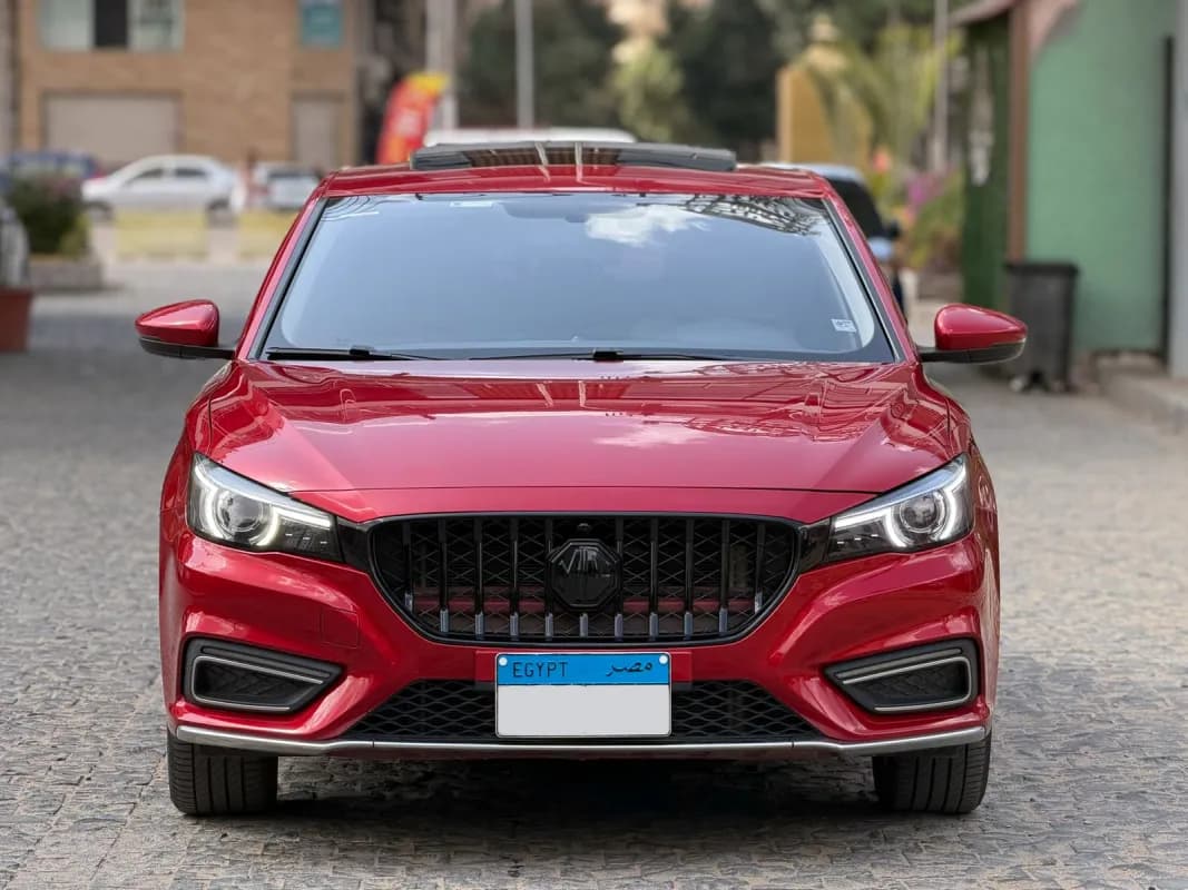 ام جي 6 2022 كومفرت أحمر أوتوماتيك — مستعملة