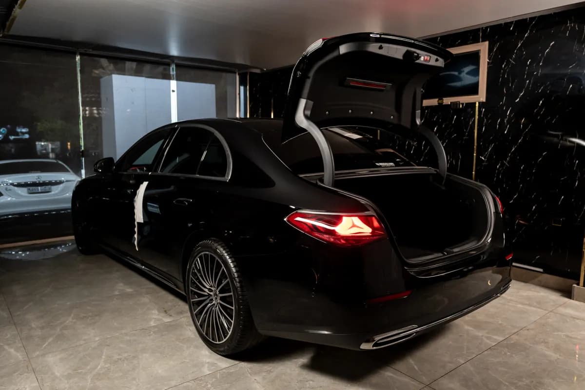 مرسيدس بنز E200 2026