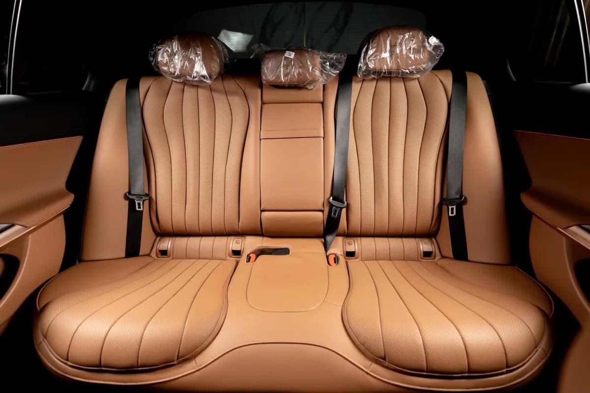 مرسيدس بنز E200 2026