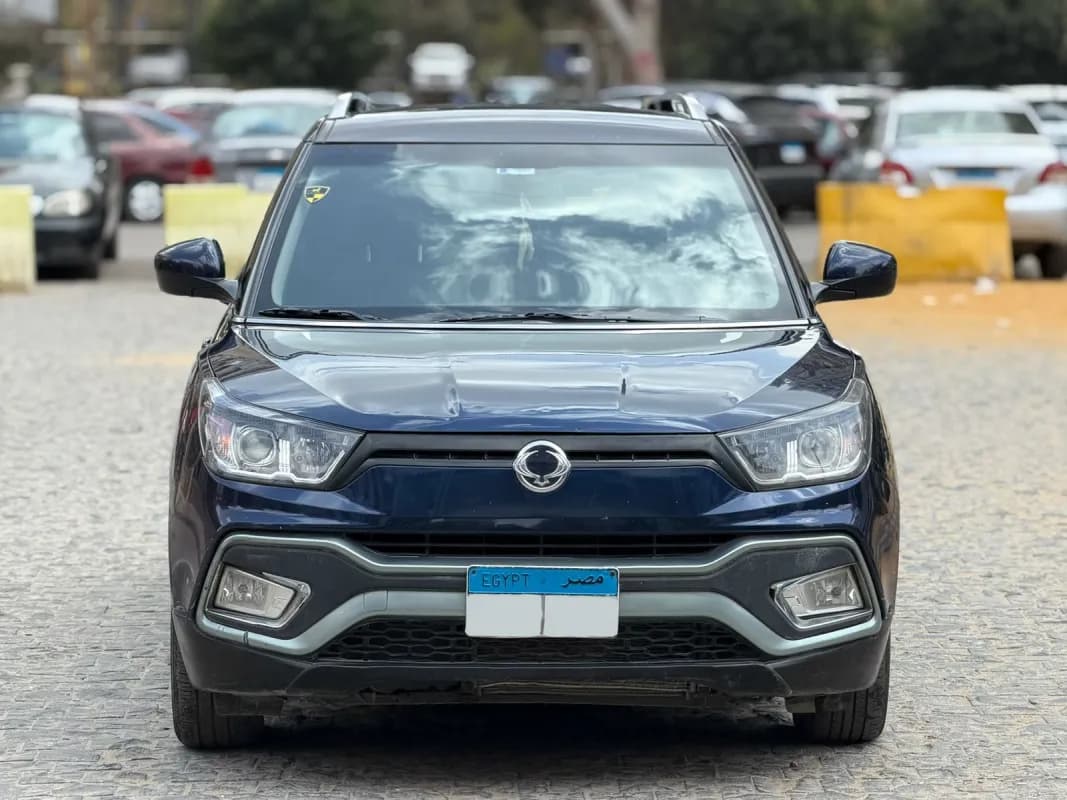 Ssang Yong Tivoli 2020 Comfort Dark Blue Automatic — Used