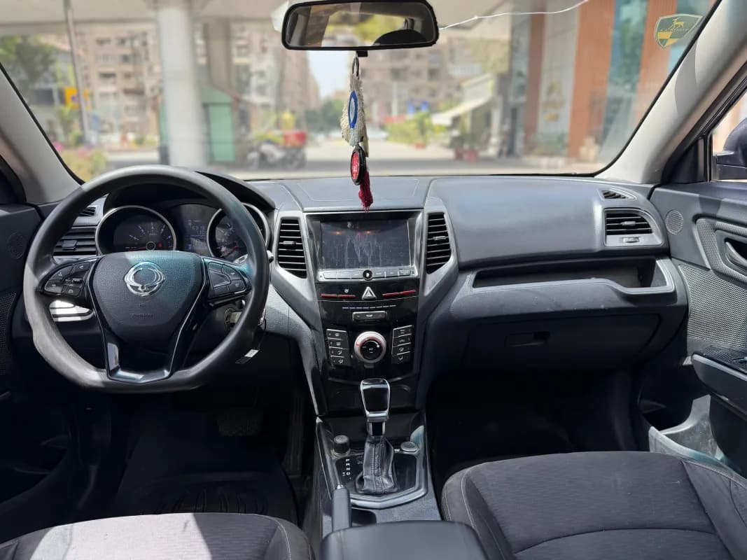 Ssang Yong Tivoli 2020 Comfort Dark Blue Automatic — Used