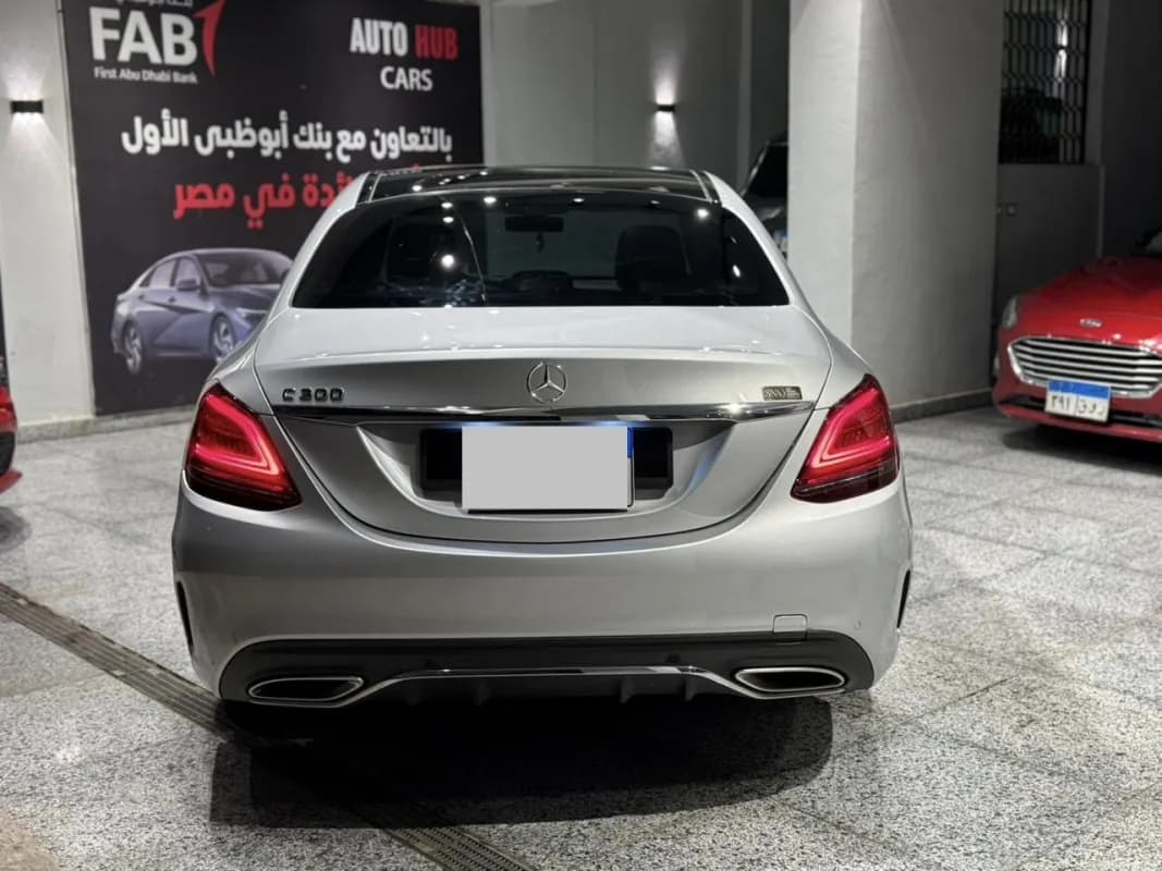 مرسيدس بنز C300 2020 اي ام جي فضي أوتوماتيك — مستعملة