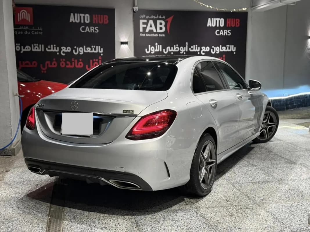 مرسيدس بنز C300 2020 اي ام جي فضي أوتوماتيك — مستعملة