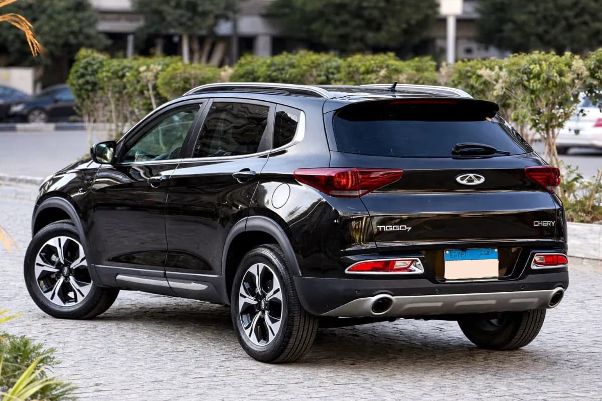 شيري تيجو 7 2025 لاكشري أسود أوتوماتيك — مستعملة