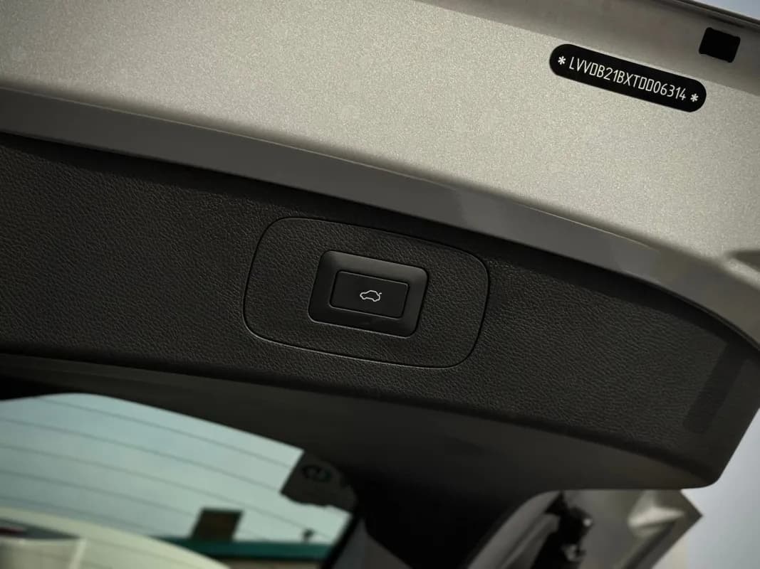 شيري تيجو برو 7 2026 لاكشري فضي أوتوماتيك — مستعملة