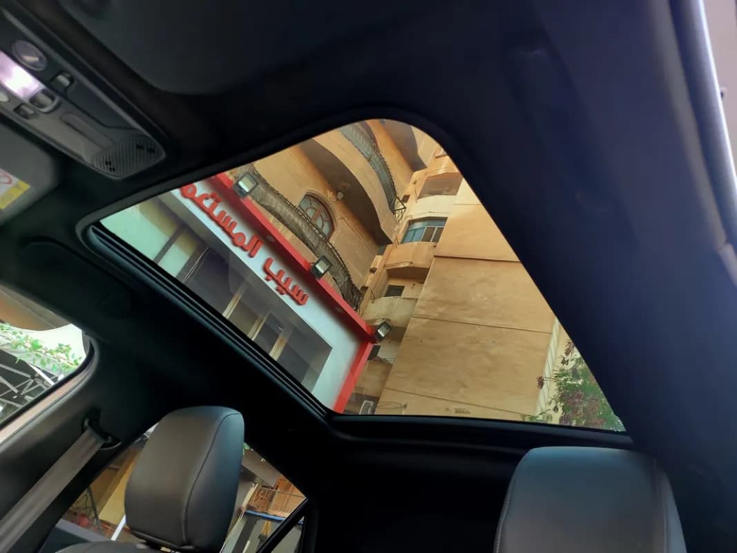 أوبل كورسا 2022 ايلجنس بلس فضي أوتوماتيك — مستعملة