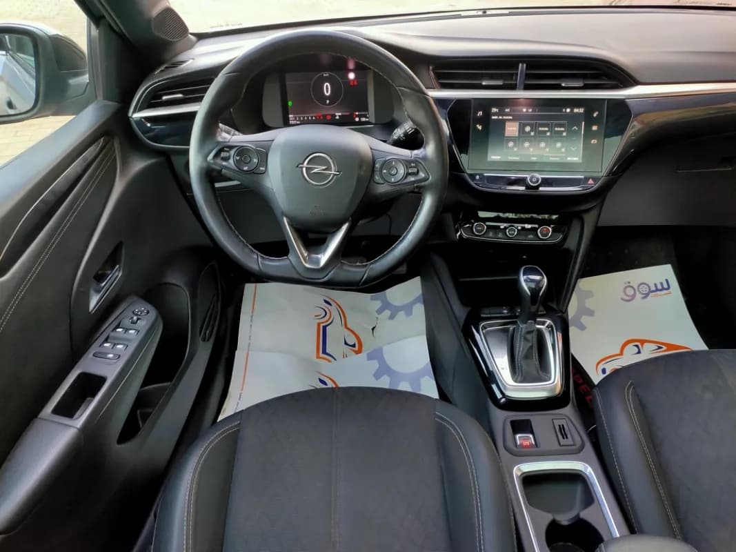 أوبل كورسا 2022 ايلجنس بلس فضي أوتوماتيك — مستعملة